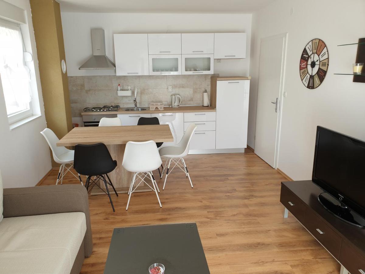 Apartmán Delfin Vidalici Apartman Kustići Exteriér fotografie